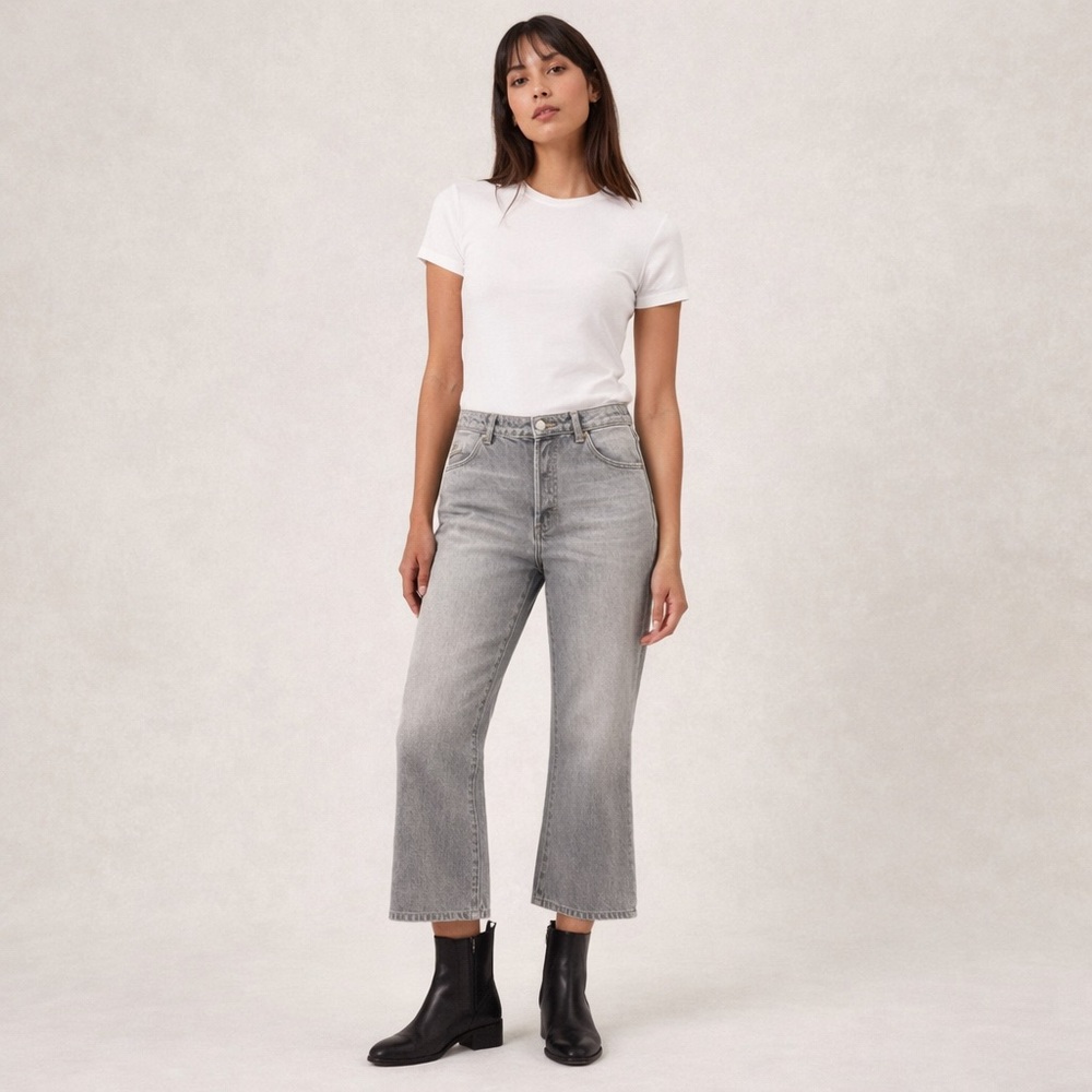 Rolla’s NWT High-Rise Classic Flare Crop Jeans Stone Grey | Size 26
